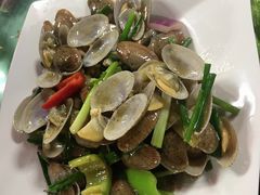 -四川小胡子海鲜(丁村万人海鲜广场店)