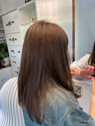 -Tloml salon