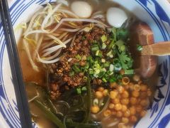 -胡大怪手工酸辣粉(安亭店)
