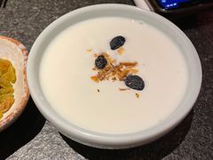 原始酸奶-丝路金桃·新疆菜(徐汇店)