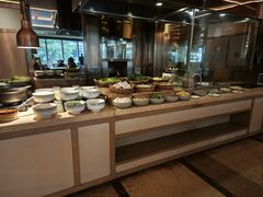 -大中华希尔顿酒店-念自助餐·嗨啤·小龙虾