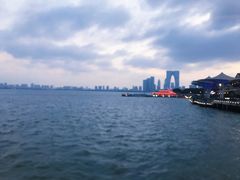 -岁粤Moon·湖景餐厅(月光码头店)