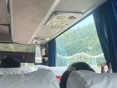 -雅鲁激流探险漂流