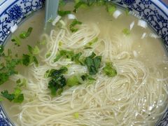 -东大桥小国抻面烧烤(长通路店)