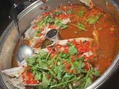 -洞庭土菜小炒馆(易发广场店)