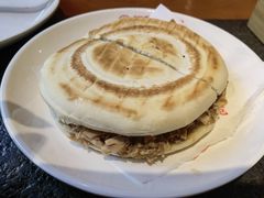 腊汁肉夹馍-福苗小骆驼烧烤(中关村店)