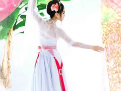 -九月鹰飞汉服摄影工作室