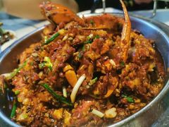 -凤凰路何眼镜香辣蟹(花果园店)