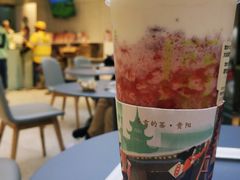 -奈雪的茶(亨特国际广场店)