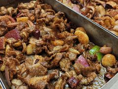 -老东镇啤酒屋海鲜加工·蒸汽海鲜·海鲜烧烤(台东店)