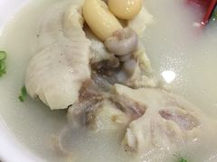-雷祖芳老妈蹄花店