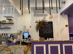 -FLOVIE FLORIST CAFE