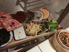 -贤合庄卤味火锅(时代广场店)