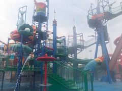 -泸州欢乐派海滩公园