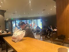 -星巴克(西安李家村万达店)