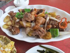 -东北风味思缘食府(对湖路店)