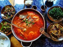 -苗湘食府(十年店)
