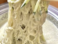 -亲昵春川鸡排(韩国美食街店)
