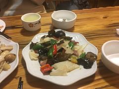 -小锅巴纳西餐厅
