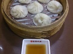 蟹粉小笼-吴苑饼家(延平路店)