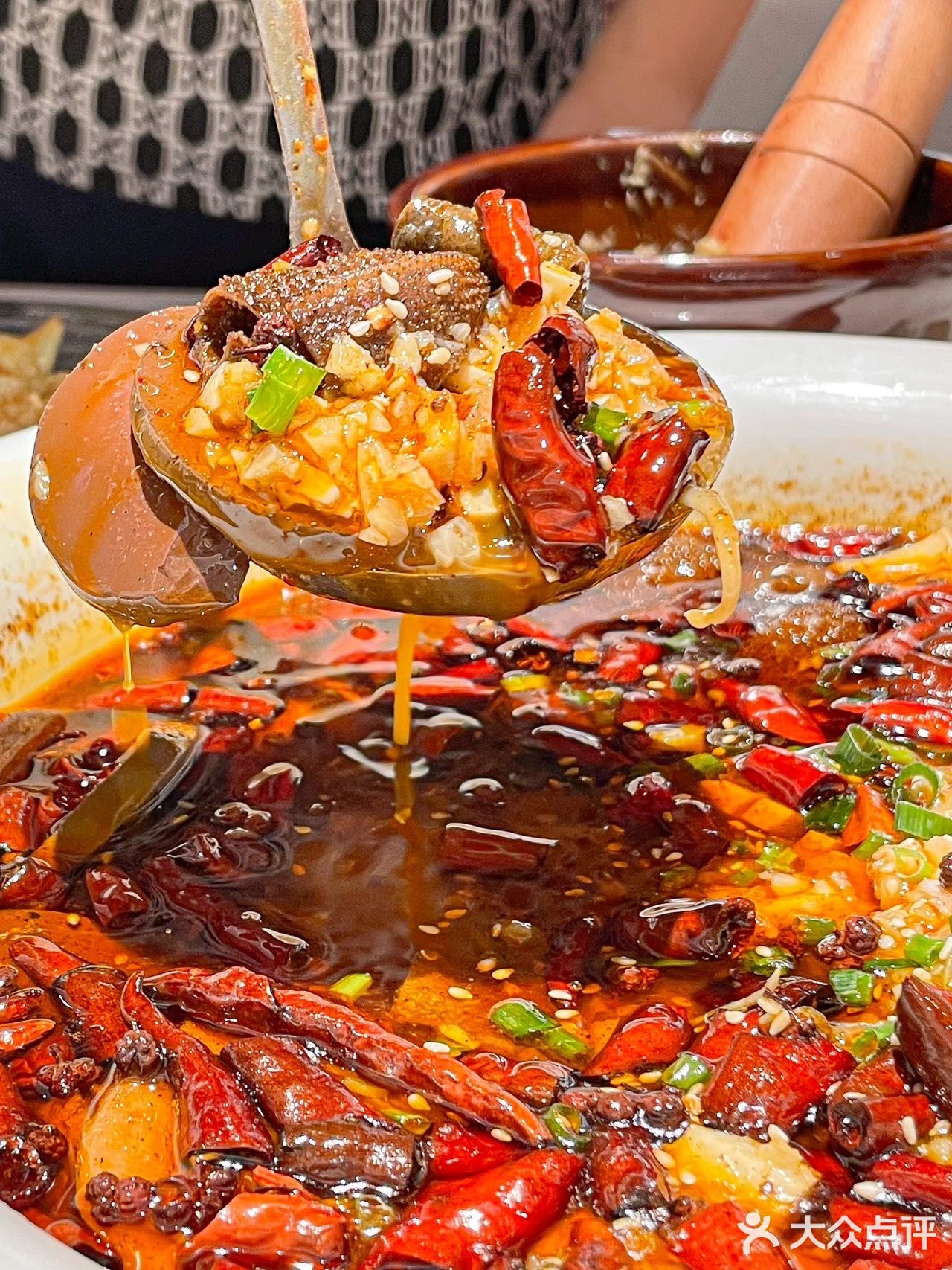 想象不到！美食与编小辫的双重快乐！