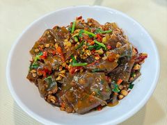 酸菜炒粉皮-笨罗卜浏阳菜馆(龙华鹏润达店)