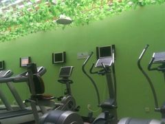 -怡禾健身俱乐部