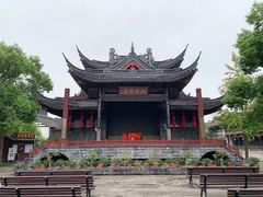-鲁镇
