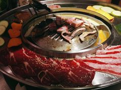 -哈哈碳都·牛肋条无限自助烤肉(台江万达店)