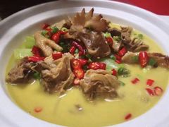 家乡腊鸡-红色湘菜馆(春风店)