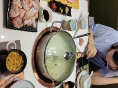 -洪氏嗨捞·猪肚鸡火锅(阳光天地店)