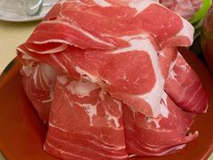 羊肉片-洞庭洲·防空洞火锅·铜锅涮肉·烧烤(新百广场店)