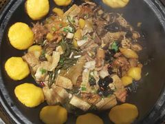 -百事晟渔村木火铁锅炖(玉带湾店)