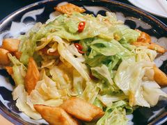 包包菜炒馕-伊带伊路新疆美食府(呼家楼店)