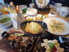 -穹六人间 people 6(岳阳路店)