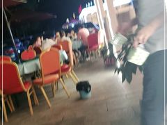-去吃小龙虾·江湖菜·烧烤(南滨路店)