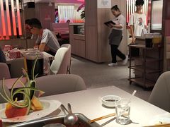 -海底捞火锅(杭州庆春路夜宵主题店)