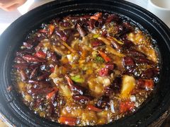 沸腾石锅蛙腿-大蓉和(双楠店)