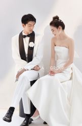 -雪中彩影婚纱摄影·微光艺术中心