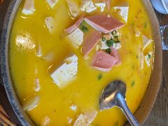 -泉畔人家·老济南经典鲁菜(大明湖店)