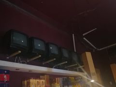 大堂-苹果树下艺术餐厅(宋庄店)
