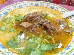 -金杨拉面王小吃面馆·牛三宝面·红烧牛肉粉