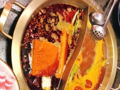 -小天鹅火锅·一线江景洪鼎旗舰店(洪崖洞店)