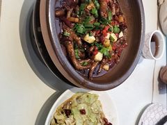 -阿瓦山寨·湘菜现炒·剁椒鱼头王(咸阳总店)