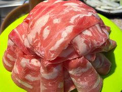 -洞庭洲·防空洞火锅·烧烤·铜锅涮肉(新百广场店)