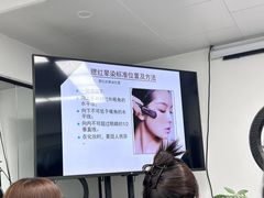 -首脑美容美发化妆美甲培训学校(长沙校区)