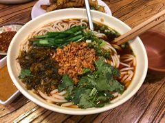 纯正云南小锅米线-遇见阿家村云南菜(魏公村店)