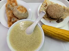 -聚德华天护国寺小吃(甜水园店)