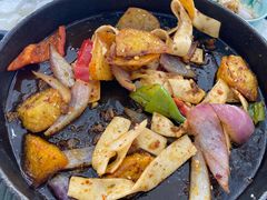 -撒拉人家.酸菜牦牛肉火锅