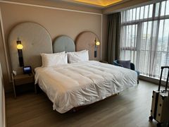 -广州天河体育中心美居酒店